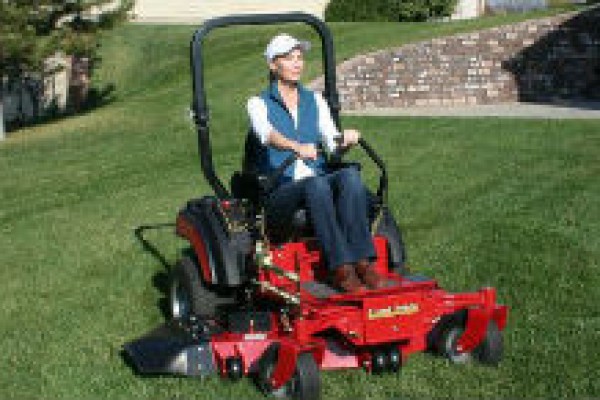 Land Pride | Zero Turn Mowers | ZSR Razor Series Zero Turn Mowers for sale at H&R Agri-Power, Kentucky, Illinois, Tennessee, Alabama, Mississippi and Indiana