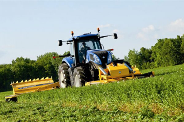 New Holland Ag Products MegaCutter 512 Front Mounted Mower Conditioner for sale at H&R Agri-Power New Holland Ag Products MegaCutter 512 Front Mounted Mower Conditioner for sale at H&R Agri-Power