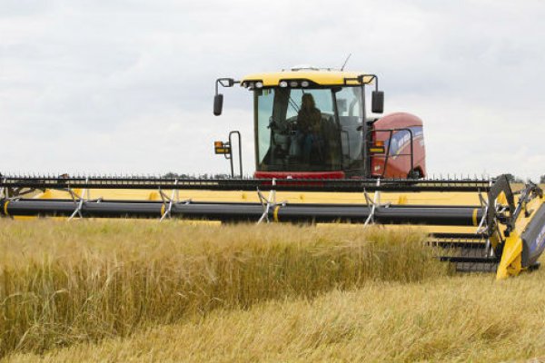 New Holland Ag Products Speedrower 220 for sale at H&R Agri-Power New Holland Ag Products Speedrower 220 for sale at H&R Agri-Power
