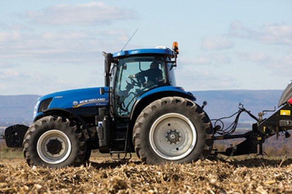 New Holland Ag Products T7.230 SideWinder II for sale at H&R Agri-Power New Holland Ag Products T7.230 SideWinder II for sale at H&R Agri-Power