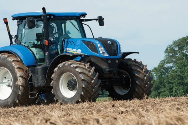 New Holland Ag Products T7.245 Classic for sale at H&R Agri-Power New Holland Ag Products T7.245 Classic for sale at H&R Agri-Power