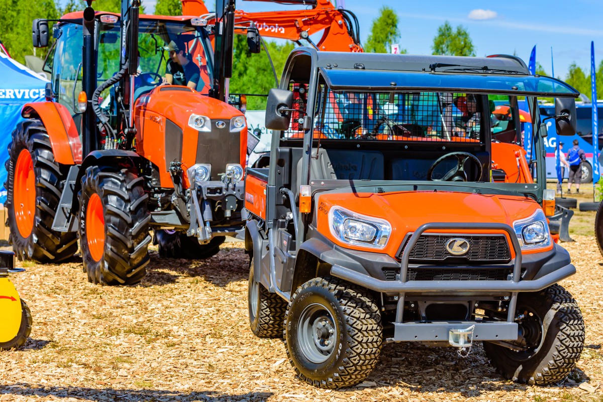 How to Choose the Right Kubota Utility Vehicle 1