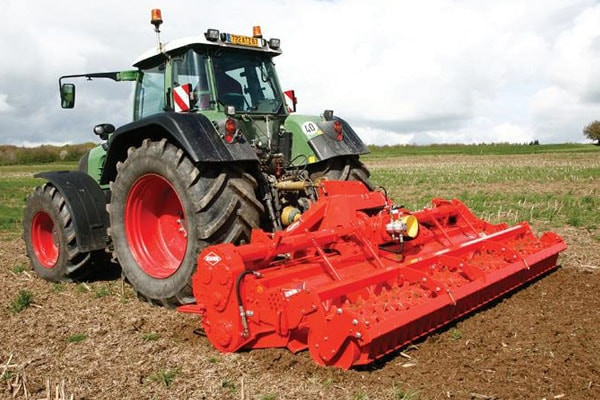 Kuhn EL 282-400 C-blade rotor for sale at H&R Agri-Power, Kentucky, Illinois, Tennessee, Alabama, Mississippi and Indiana Kuhn EL 282-400 C-blade rotor for sale at H&R Agri-Power, Kentucky, Illinois, Tennessee, Alabama, Mississippi and Indiana